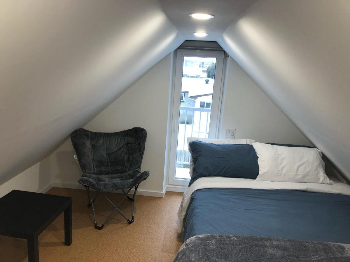 Well Equipped Studio For Non-Smoking Guests Only Citq Зo9467 Longueuil Exteriör bild