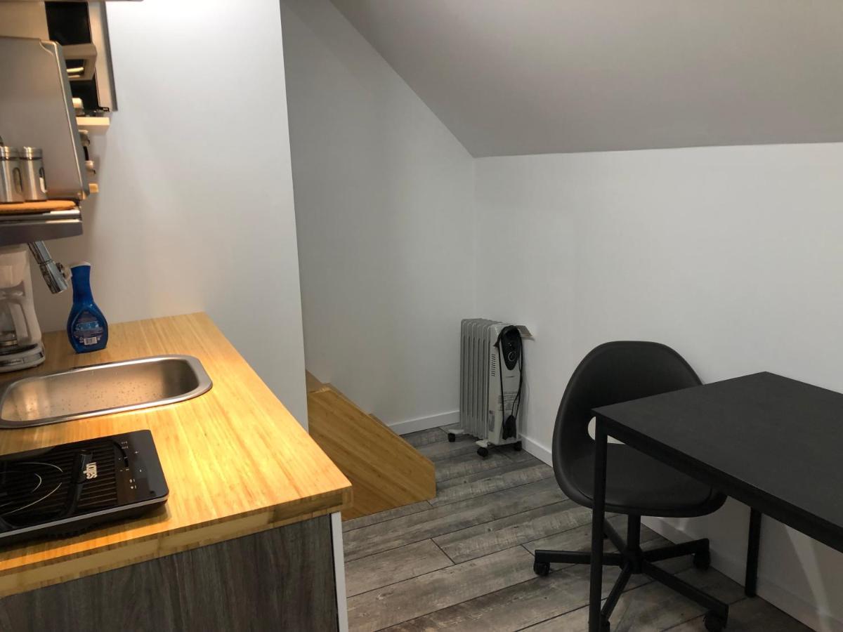 Well Equipped Studio For Non-Smoking Guests Only Citq Зo9467 Longueuil Exteriör bild